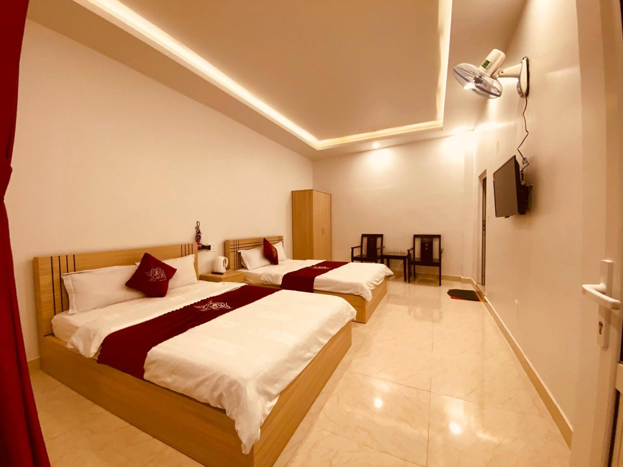 Kieu Trang Hotel Dalat Exteriör bild